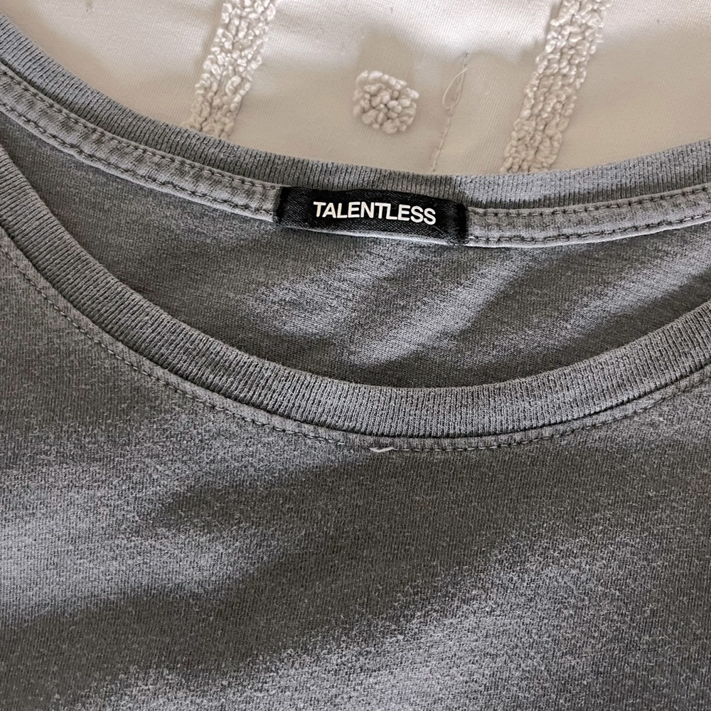 Talentless Men’s Grey T-Shirt Size 2XL